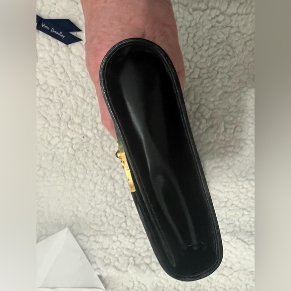 Beautiful Gucci clutch with strap - Picture 10 of 16